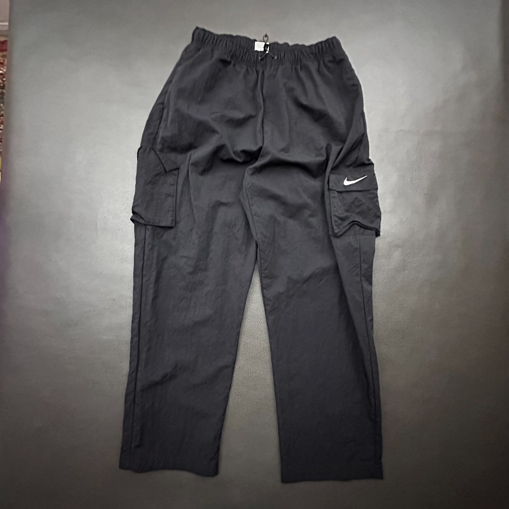 Nike Essentials High Rise Cargo Pants Womens Medium Black Windbreaker Run Gym